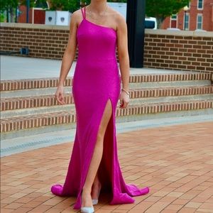 Jovani, size 2, worn once, altered to fit someone 5”2-5”5